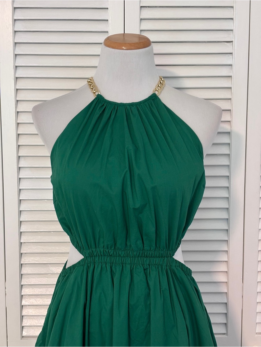 Guess Green Halter Midi Dress with Gold Chain neck - Picture 2 of 6